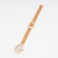 Charger l&#39;image dans la galerie, Montre Bvlgari collection Serpenti en or rose
