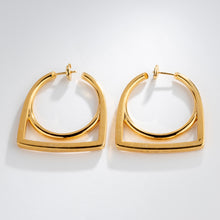 Charger l'image dans la galerie, Boucles d'oreille en or jaune de la maison Fred, modèle Success
