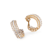 Charger l'image dans la galerie, Paire de boucles d'oreilles sur or jaune en diamants