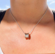 Charger l'image dans la galerie, Collier de la maison Bvlgari, collection B.Zero1 en or gris