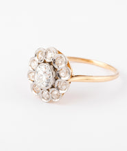 Charger l'image dans la galerie, Bague marguerite ancienne en or et diamant
