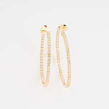 Charger l'image dans la galerie, Créoles en or jaune  pavées de diamants