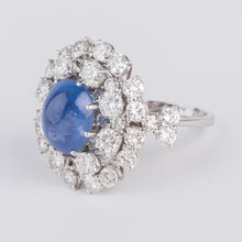 Charger l'image dans la galerie, Bague cocktail en diamants et saphir cabochon