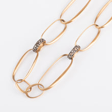 Charger l'image dans la galerie, Collier or rose brossé de la maison Pomellato collection Victoria