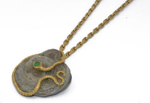 Charger l'image dans la galerie, Pendentif serpent en or jaune