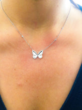 Charger l'image dans la galerie, Pendentif en or gris diamants avec pendentif papillon