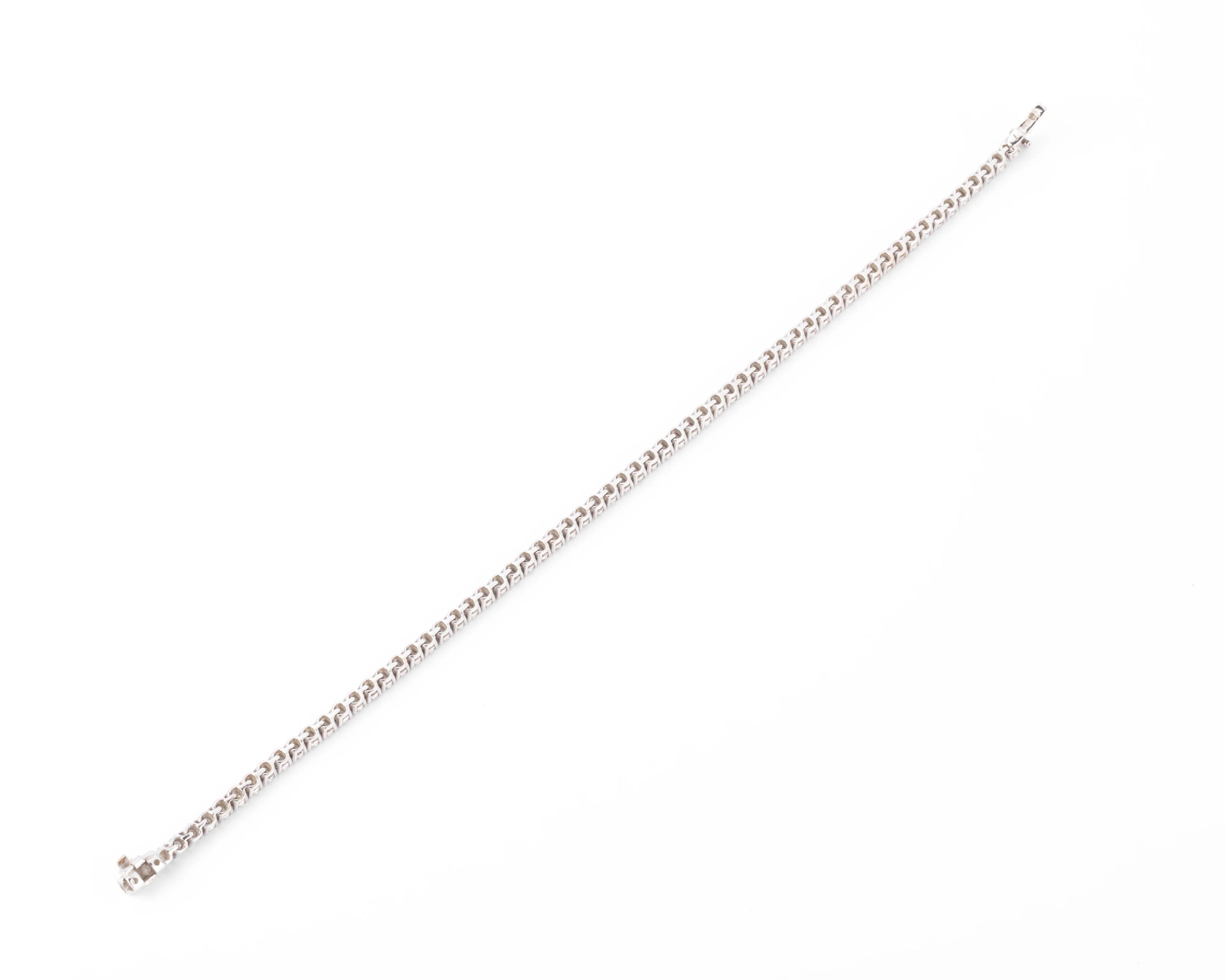 Bracelet Rivière en Or gris orné de diamant