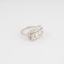 Charger l&#39;image dans la galerie, Bague jarretière en platine et diamants
