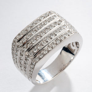 Bague moderne rectangulaire en or gris et diamants