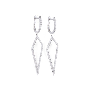 Boucles d'oreilles en gris  à formes géométriques ajourées,pavées de diamant