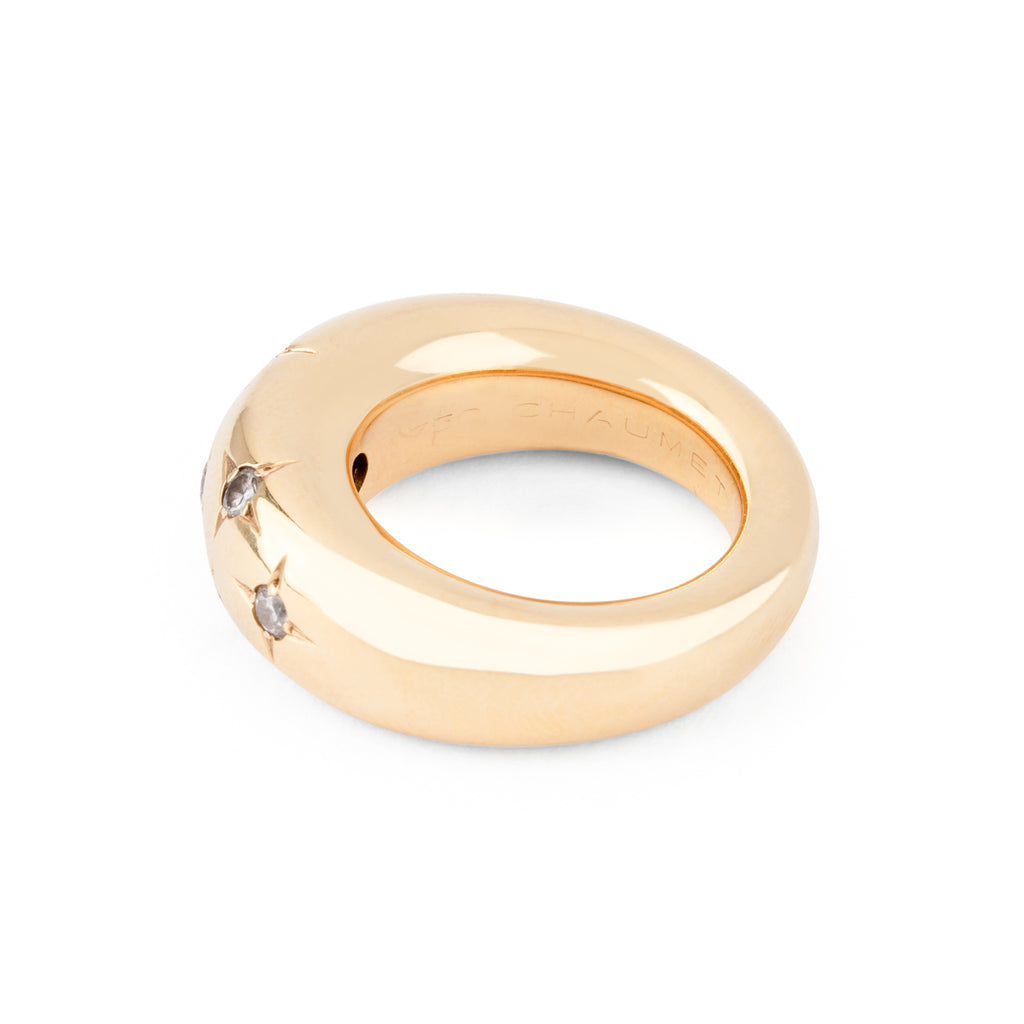Bague jonc de la Maison Chaumet ornée de diamants