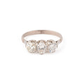 Bague en platine trilogie ornée de 3 diamants taille ancienne