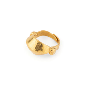 Bague martelé bombée du créateur Lalaounis