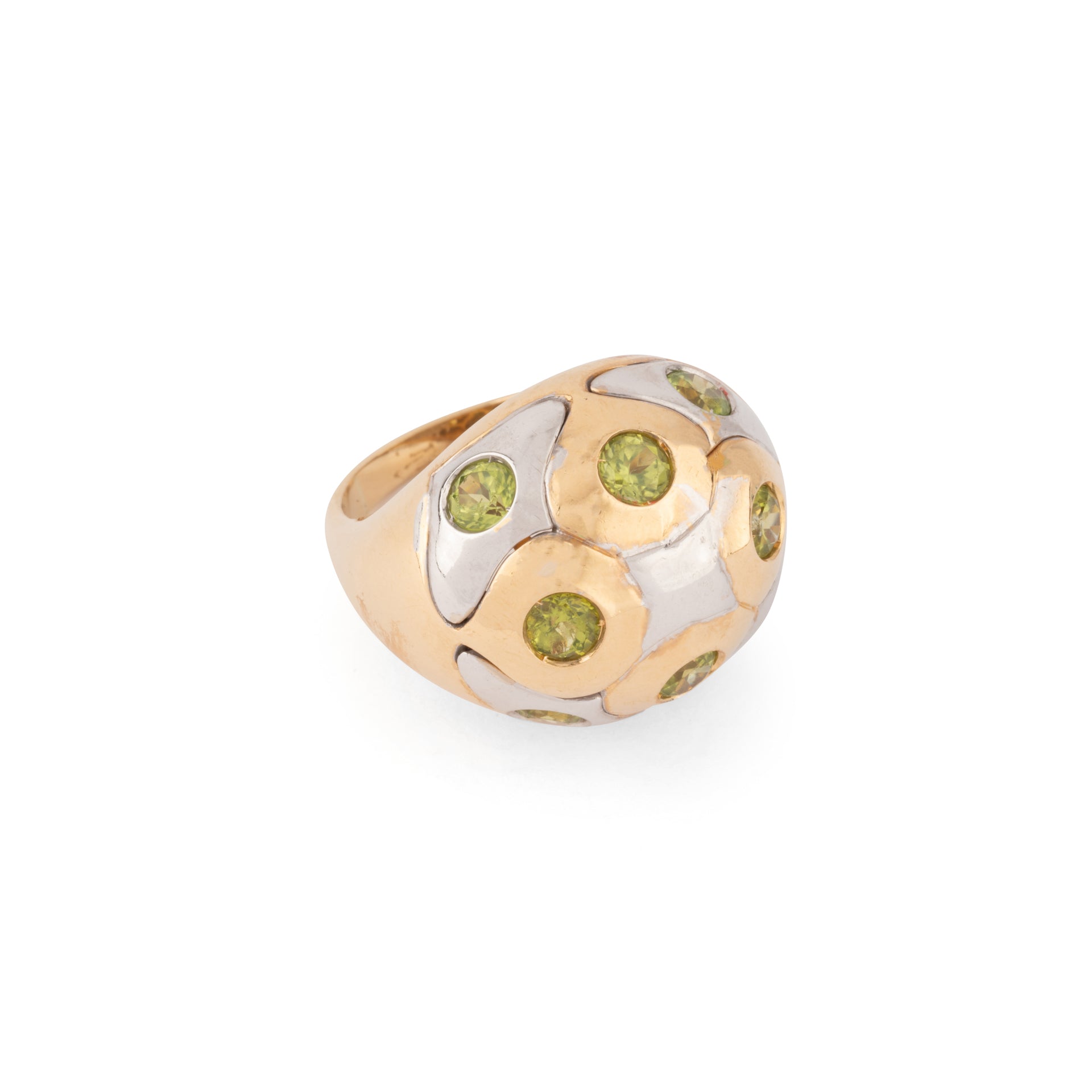 Bague boule de la maison Bvlgari en péridot  en or bi-colore