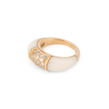 Charger l&#39;image dans la galerie, Bague Van Cleef &amp; Arpels Philippine en or jaune et Ivoire
