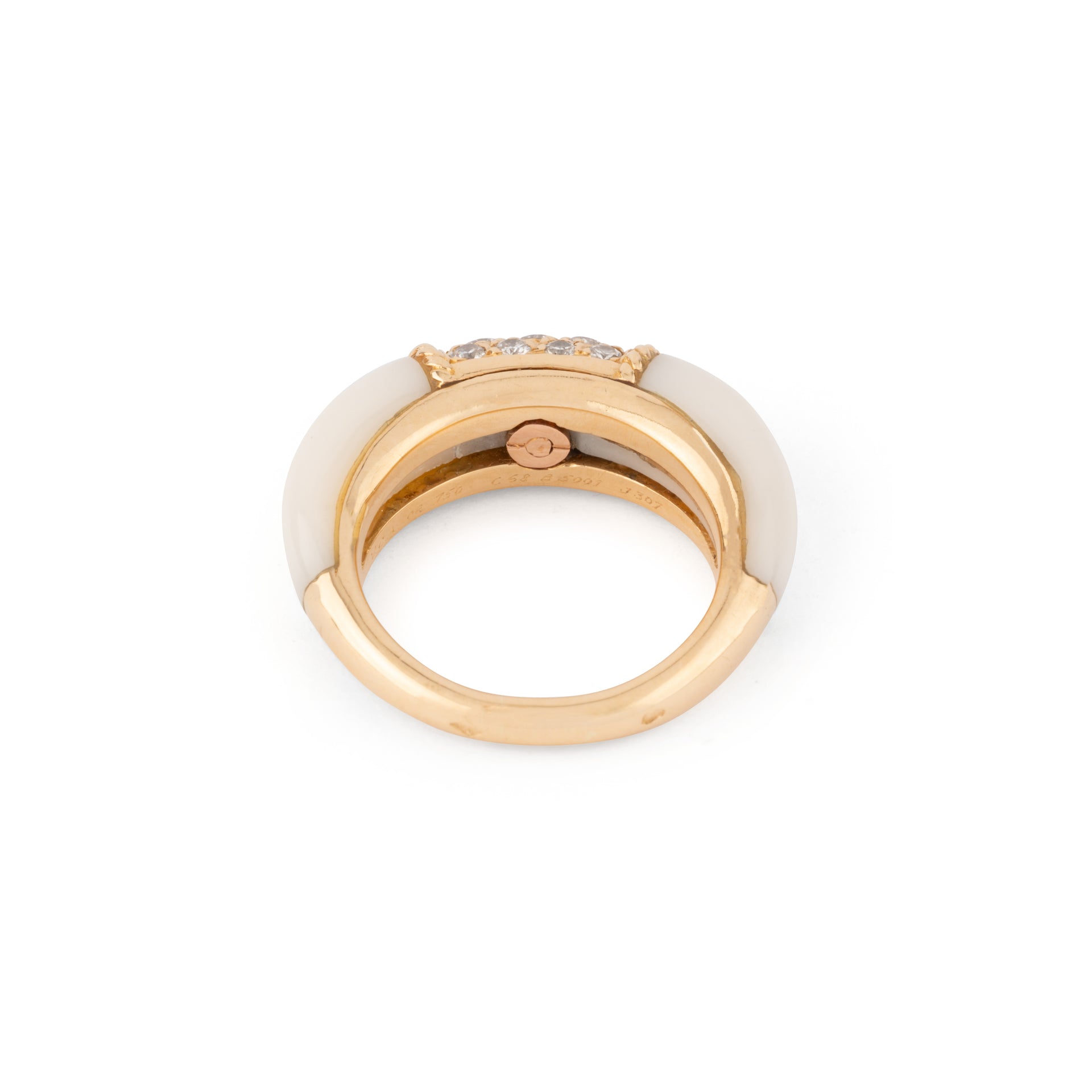 Bague Van Cleef & Arpels Philippine en corail blanc