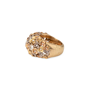 Bague 3 ors ornée de décor floral intercalée de diamant
