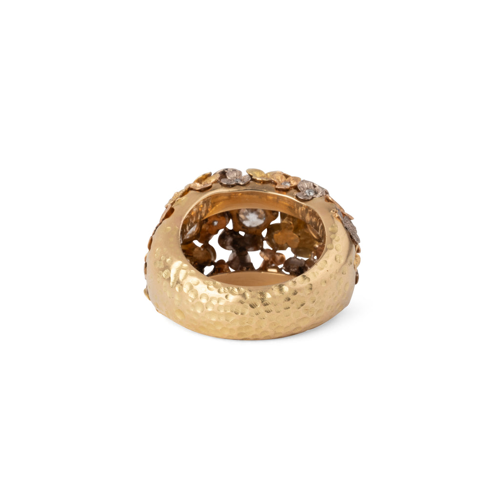 Bague 3 ors ornée de décor floral intercalée de diamant