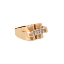 Charger l&#39;image dans la galerie, Bague Tank en or jaune et diamants
