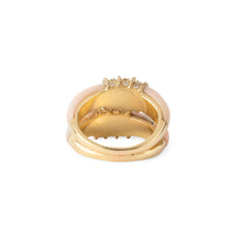 Charger l&#39;image dans la galerie, Bague double anneaux en corail peau d&#39;ange sur or jaune
