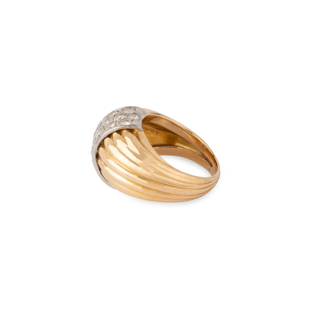 Bague  or jaune et platine godronnée diamant