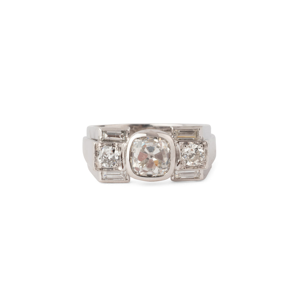 Art Deco platinum and diamond ring