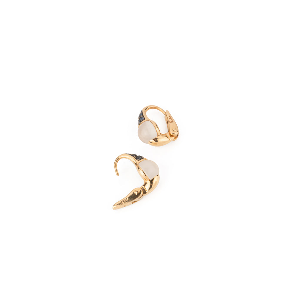 Paire de boucles d'oreilles M'ama Non M'ama de la maison Pomellato