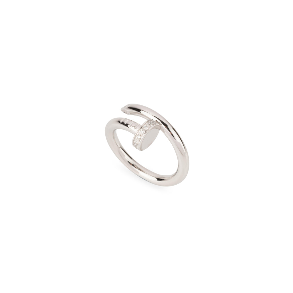 Bague or gris de la maison Cartier ,modèle Juste un clou