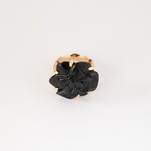 Charger l'image dans la galerie, Bague Camelia or jaune de la maison Chanel
