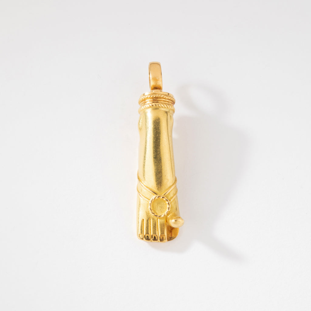 Pendentif or jaune de la maison Fred