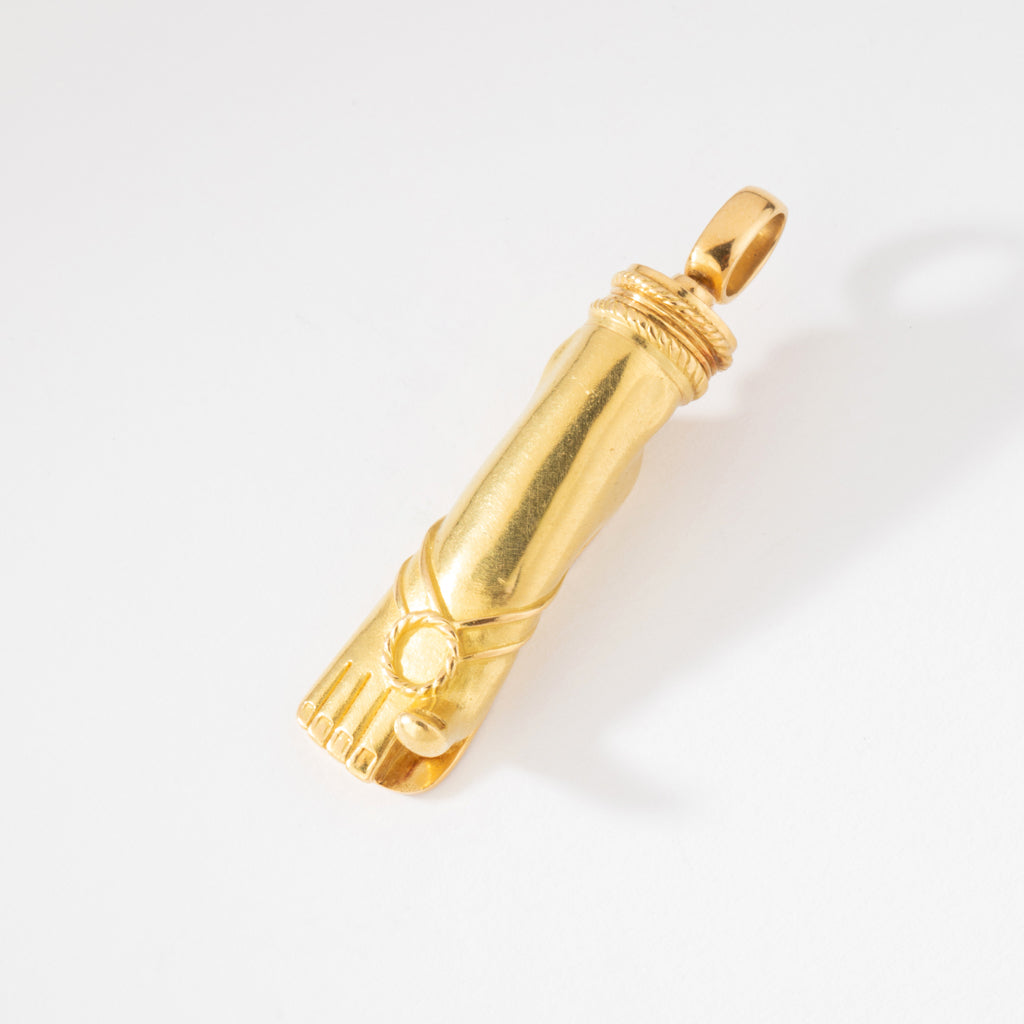 Pendentif or jaune de la maison Fred