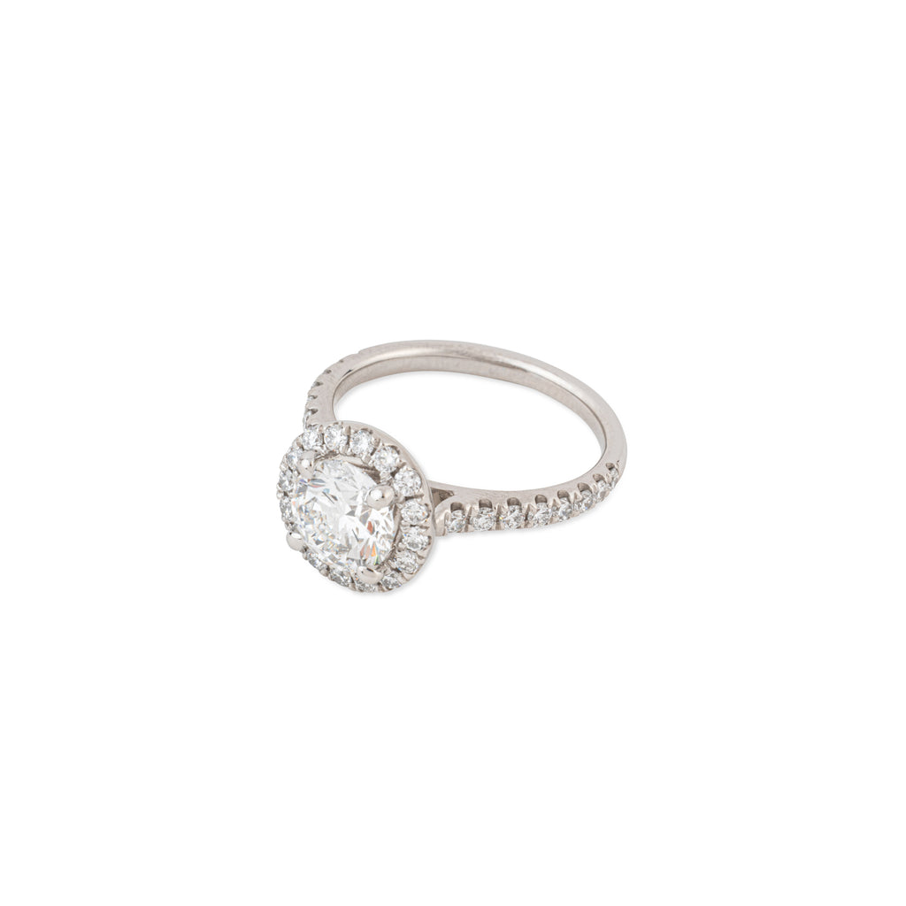 Bague solitaire "Destinée" de la maison Cartier en platine