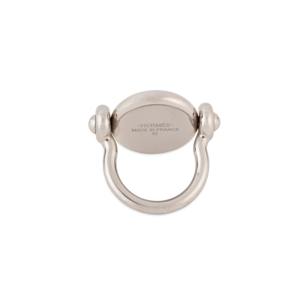 Hermès ring adorned with pink marble