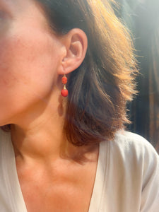 Boucles d'oreilles en corail sur or jaune Nap III