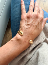 Charger l'image dans la galerie, Bracelet jonc or jaune de la maison Cartier
