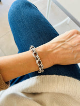 Charger l&#39;image dans la galerie, Bracelet Hermès en  argent
