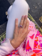 Charger l&#39;image dans la galerie, Bague or gris et saphir rose
