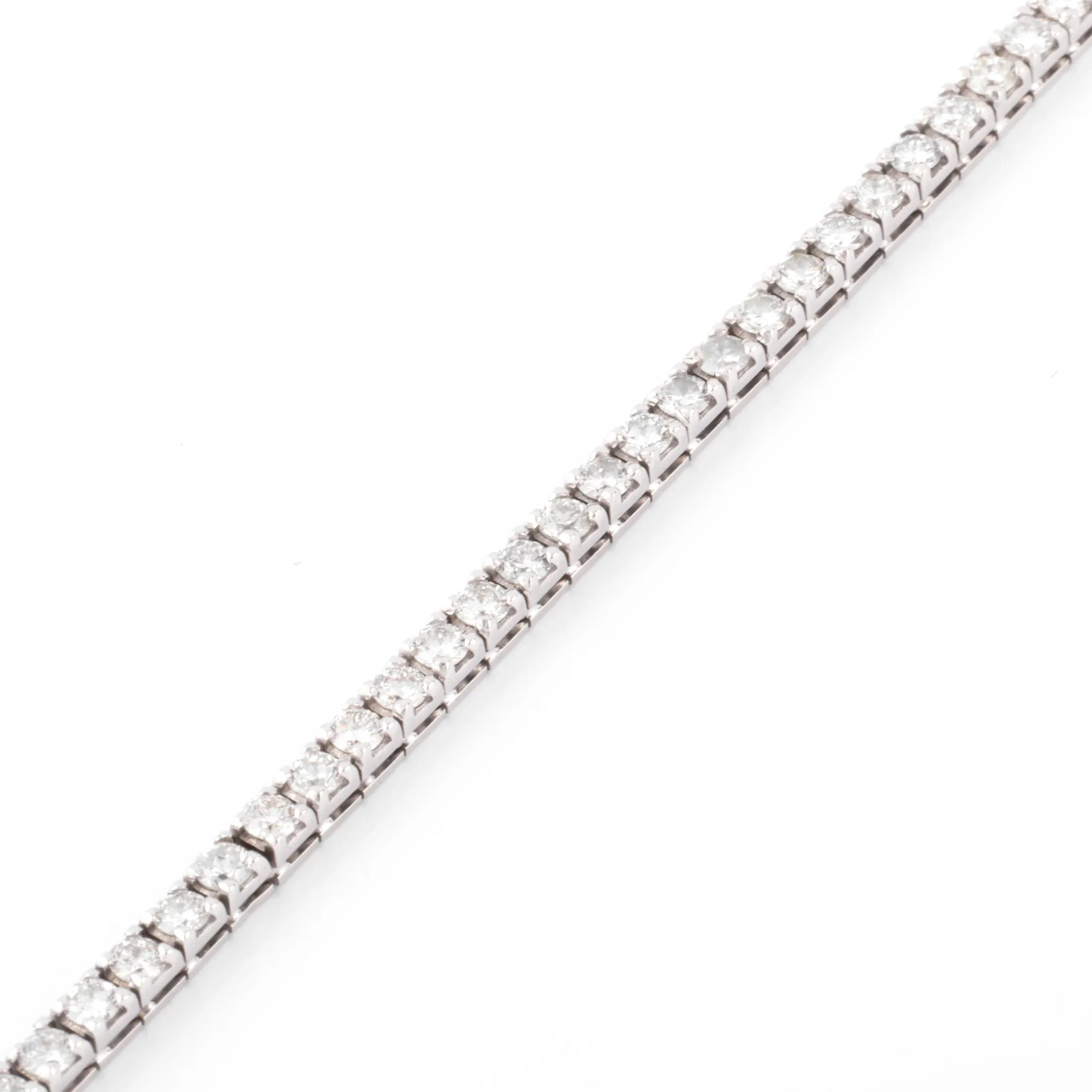 Bracelet Rivière en Or gris orné de diamant