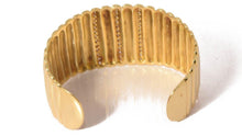 Charger l&#39;image dans la galerie, Large Manchette godronnée Or jaune 18k - adalgyseboutique
