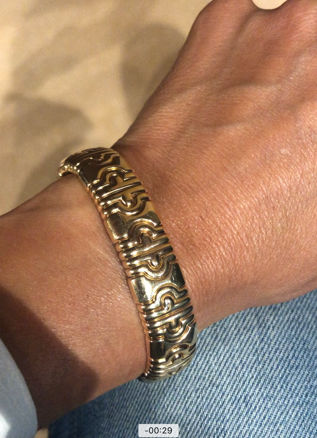 Bracelet jonc or jaune Bvlgari collection Parentesi