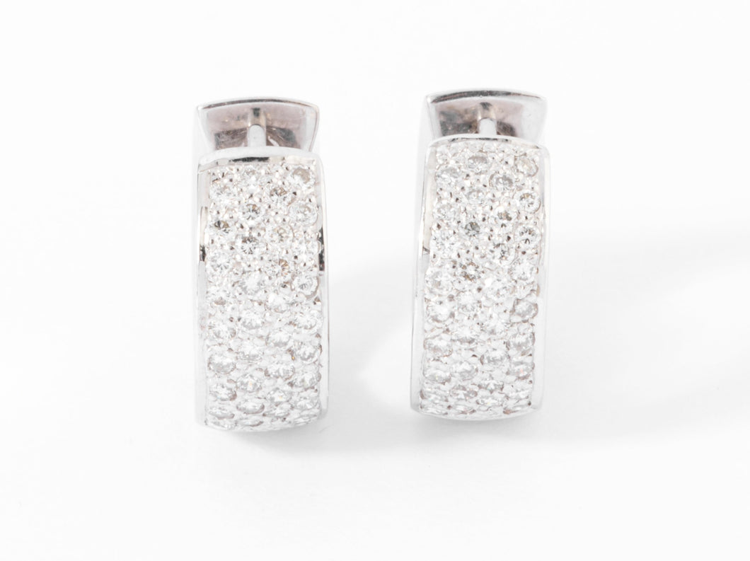 Boucles d'oreilles en demi créole en or gris et diamant