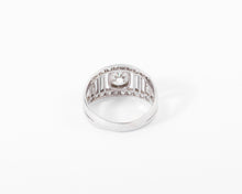 Charger l&#39;image dans la galerie, Bague en diamant et platine forme bandeau
