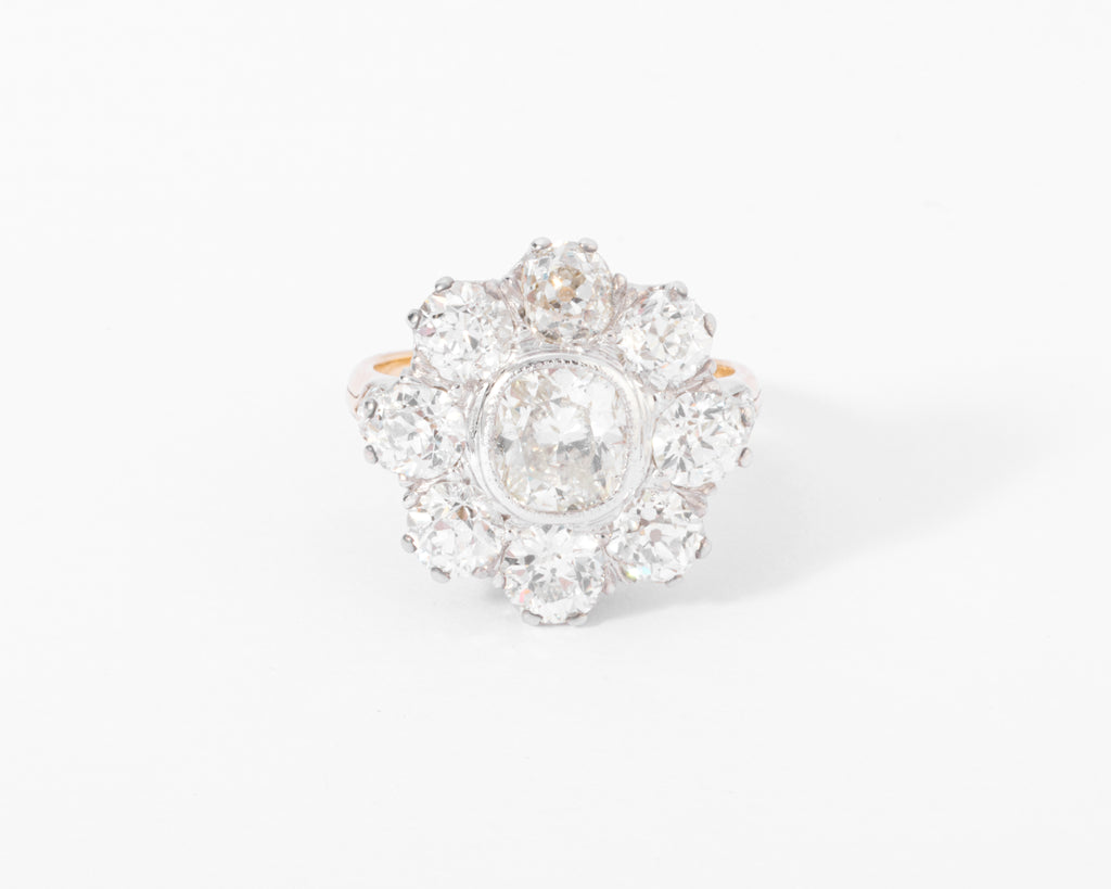 Bague marguerite en diamant