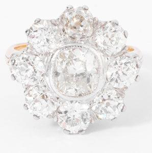Bague marguerite en diamant