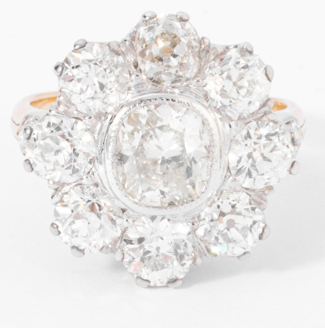 Bague marguerite en diamant