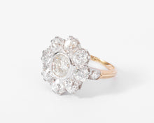Charger l&#39;image dans la galerie, Bague marguerite en diamant
