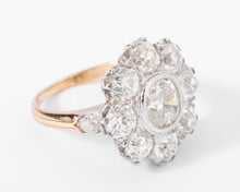 Charger l&#39;image dans la galerie, Bague marguerite en diamant
