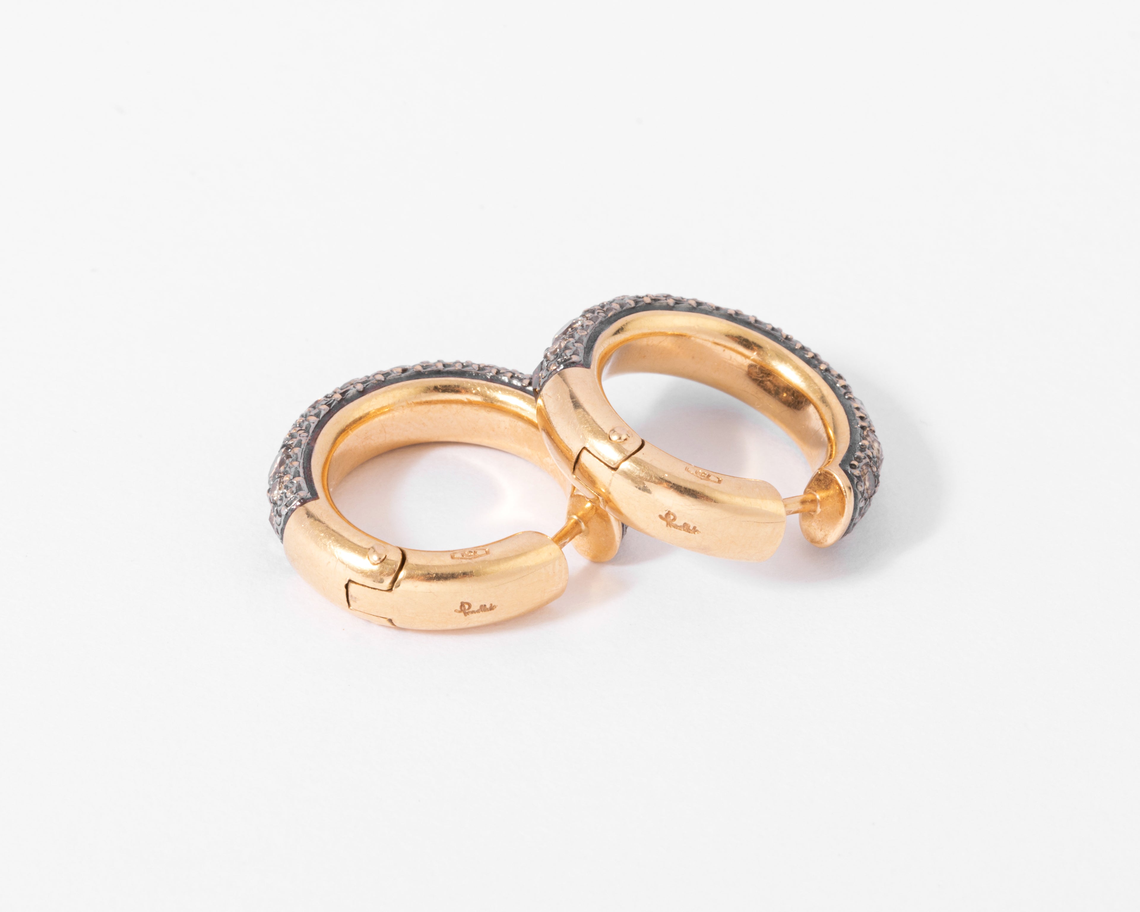 Boucles d'oreilles signées de la maison italienne Pomellato,modèle Tango