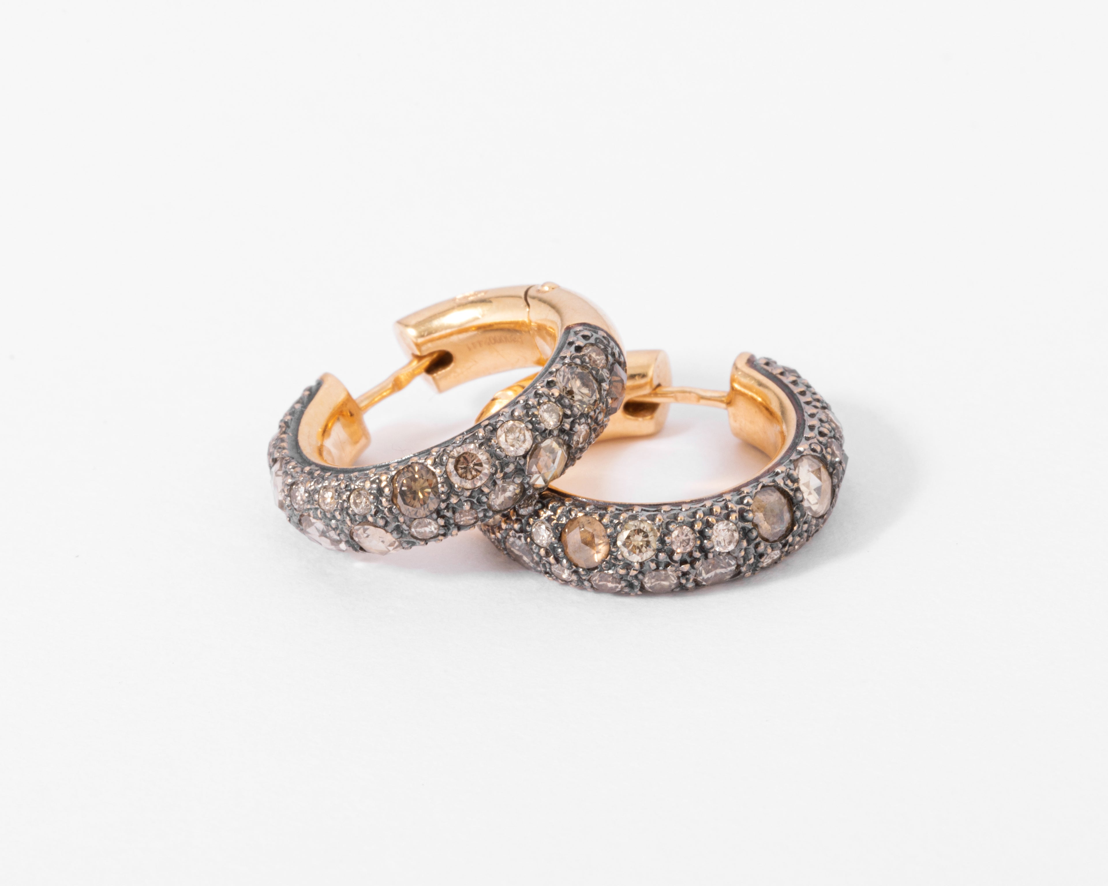 Boucles d'oreilles signées de la maison italienne Pomellato,modèle Tango