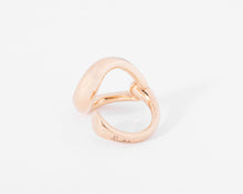 Charger l&#39;image dans la galerie, Bague or rose de la maison Pomellato modèle Fantina
